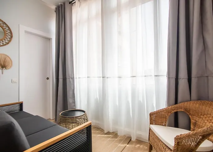 Tendency Miro 6 Apartment Barcelona